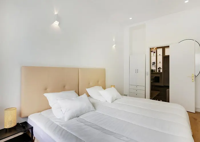아파트 Sublime 2 Bedroom Flat In